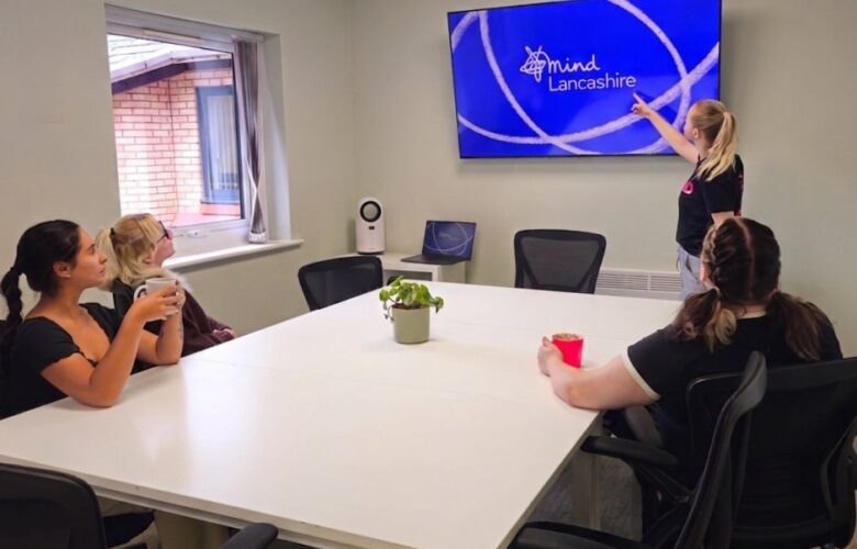 Suitable for meetings, training, group and community activities.